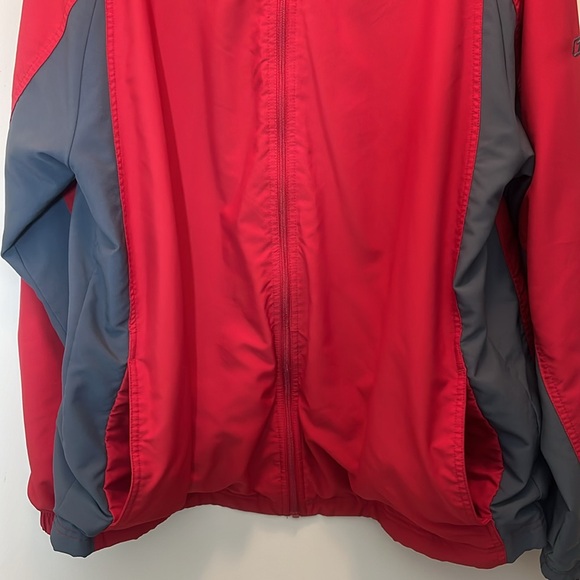 Reebok Red & Gray Full Zippered Windbreaker Size XL - Picture 5 of 11